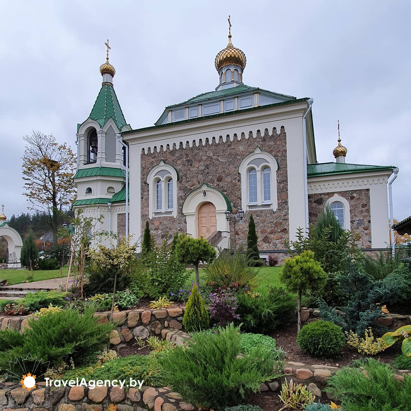 фото Церковь Святых Козьмы и Демьяна (Вишнево)