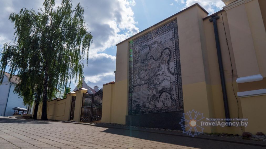 Пешеходная экскурсия по Минску: Лабиринты верхнего города фото 