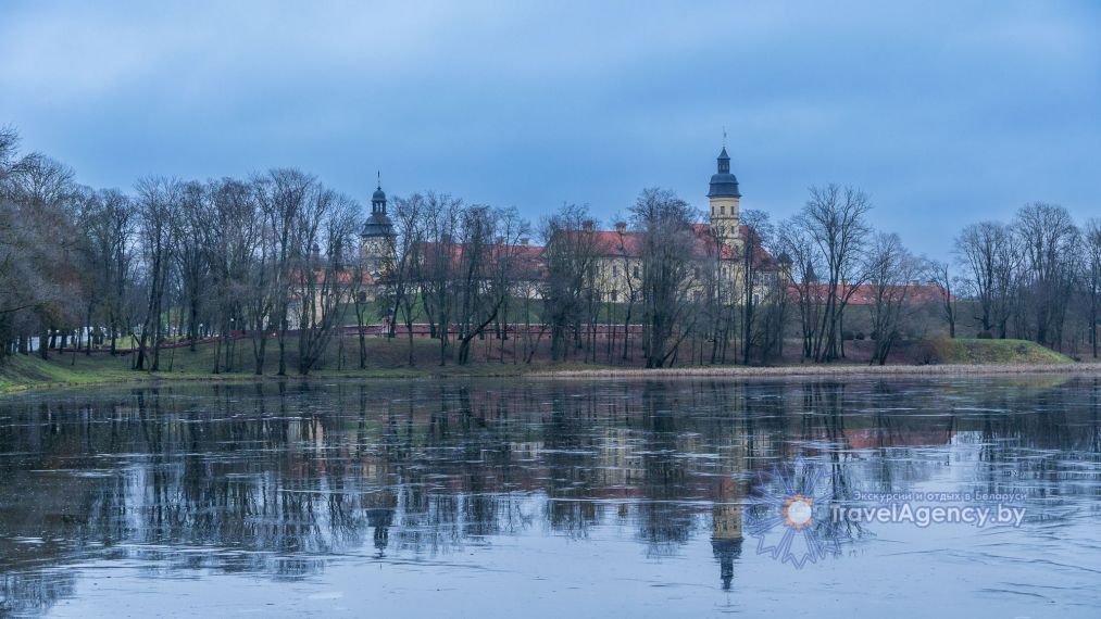 Дворцы и замки: Мир и Несвиж фото 