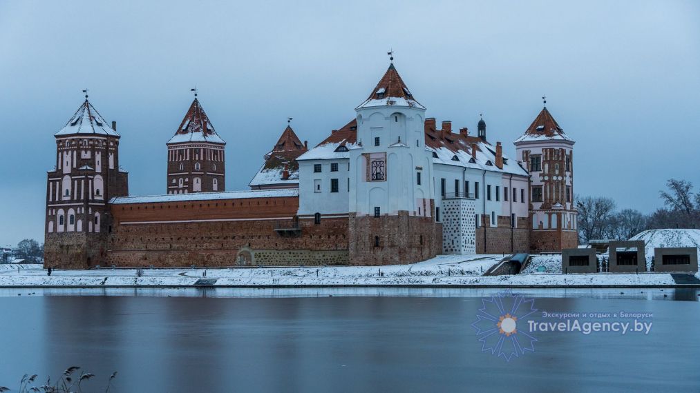 Дворцы и замки: Мир и Несвиж фото 