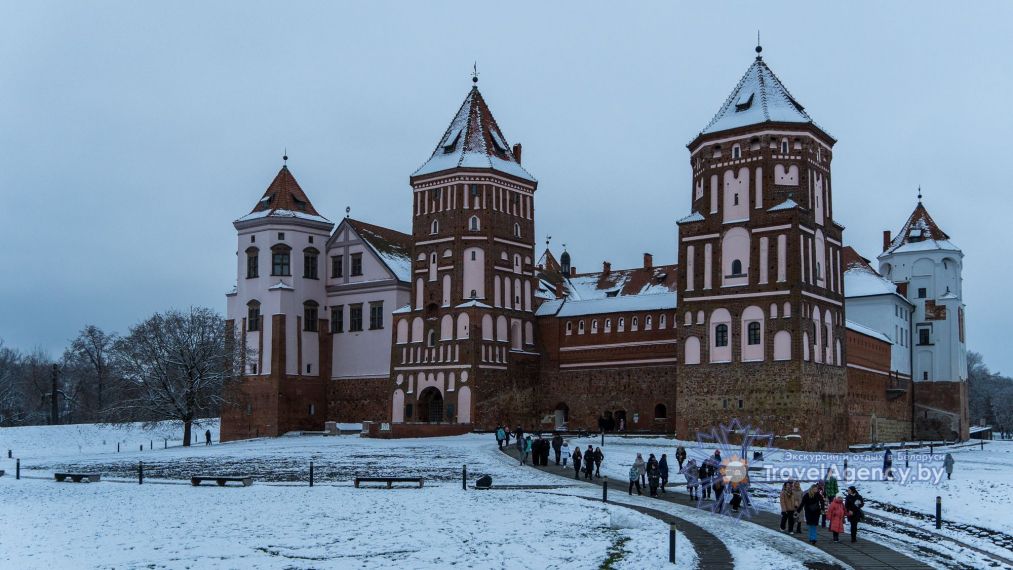 Дворцы и замки: Мир и Несвиж фото 