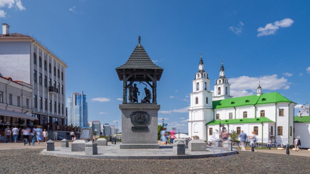 Пешеходная экскурсия по Минску: Лабиринты верхнего города фото 